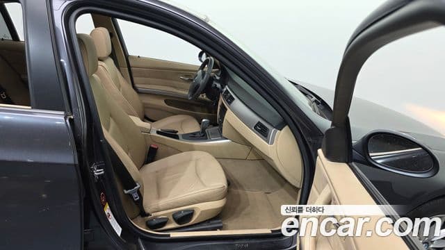 BMW 3시리즈 (E90) 320i седан, 2005 11