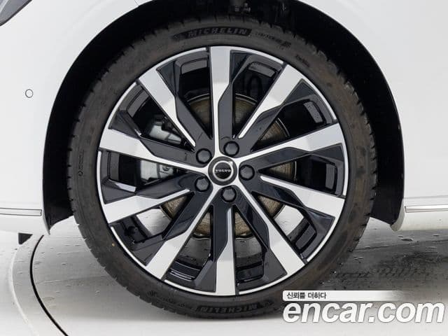 Volvo S90 B5 Ultra Bright, 2026 все фото