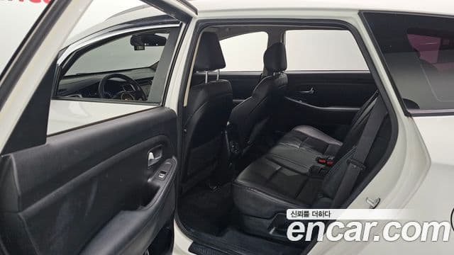 Kia The / новый New Carens 2.0 LPI Deluxe(арендный автомобиль), 2018 12