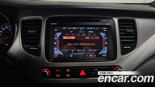 Kia The / новый New Carens 2.0 LPI Deluxe(арендный автомобиль), 2018 16