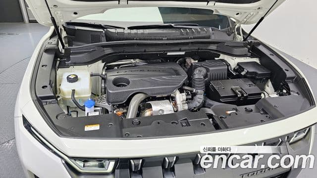 KG모빌리티(SsangYong) Torres T7, 2023 6