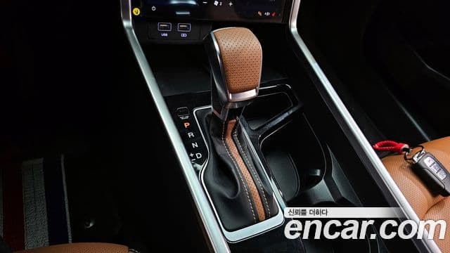 KG모빌리티(SsangYong) Torres T7, 2023 9