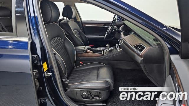 Genesis G90 Premium Luxury, 2021 10