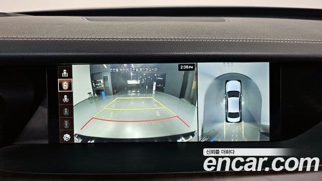 Genesis G90 Premium Luxury, 2021 16