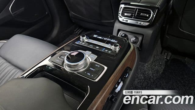 Genesis G90 Premium Luxury, 2021 19