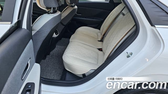 Hyundai Avante (CN7) Inspiration, 2021 12