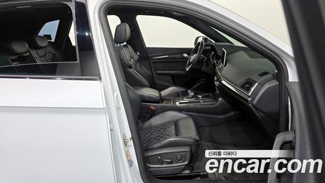 Audi SQ5 (FY), 2020 11