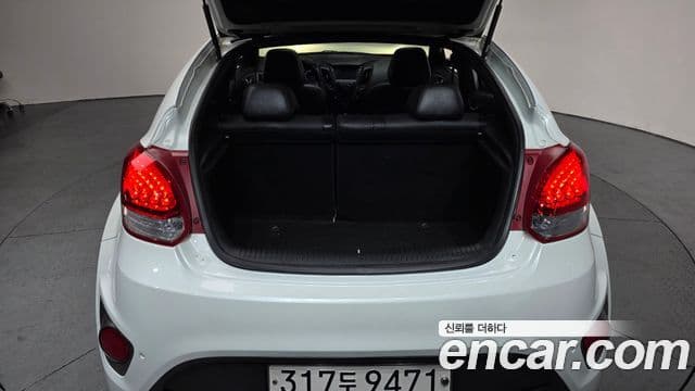 Hyundai The / новый New Veloster 1.6 турбо D Spec, 2015 17