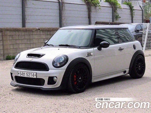 Mini Cooper S Camden, 2010 1