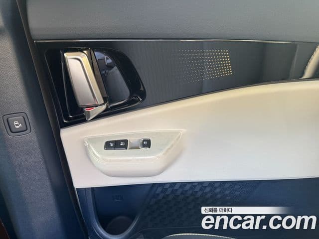 Kia The / новый New Carnival 4세대 HEV 9인승 X Line, 2026 9