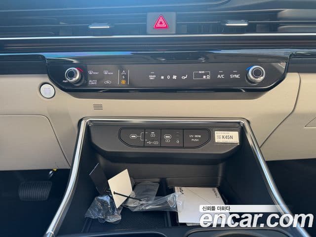 Kia The / новый New Carnival 4세대 HEV 9인승 X Line, 2026 11