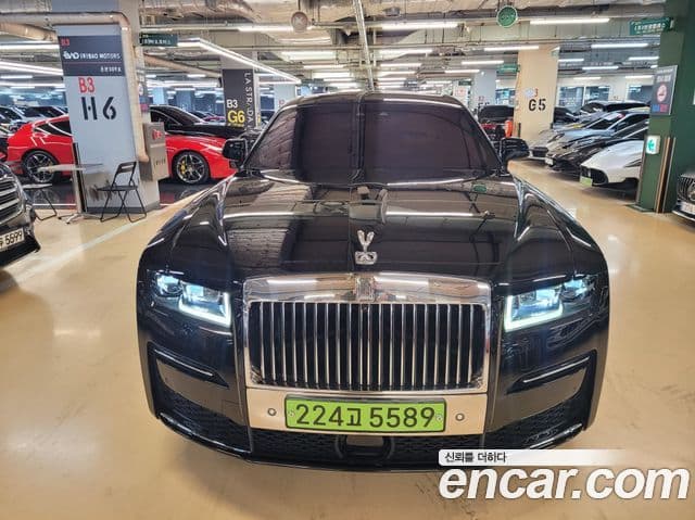 Rolls-Royce 고스트 2세대 6.7 EWB V12, 2023 1