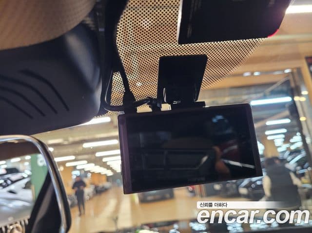 Rolls-Royce 고스트 2세대 6.7 EWB V12, 2023 20