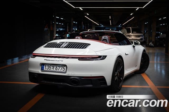 Porsche 911 (992) Carrera 4 GTS кабриолет, 2024 4