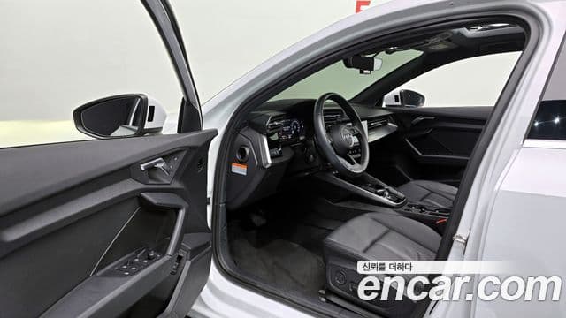 Audi A3 (8Y), 2022 11