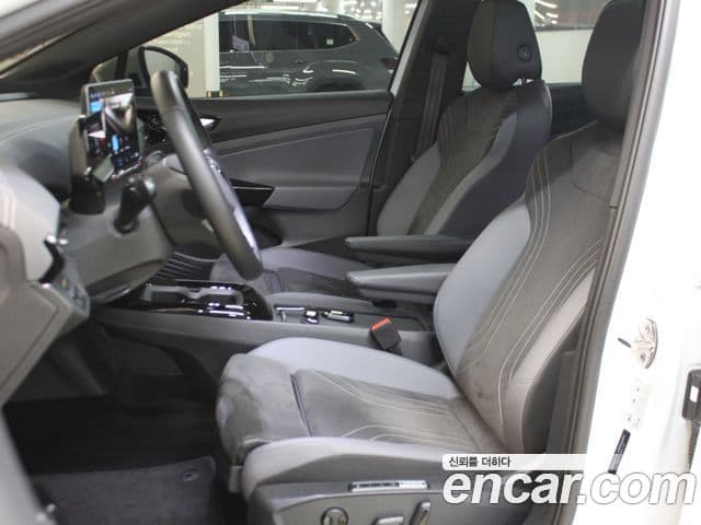 Volkswagen ID.4 Pro, 2025 11