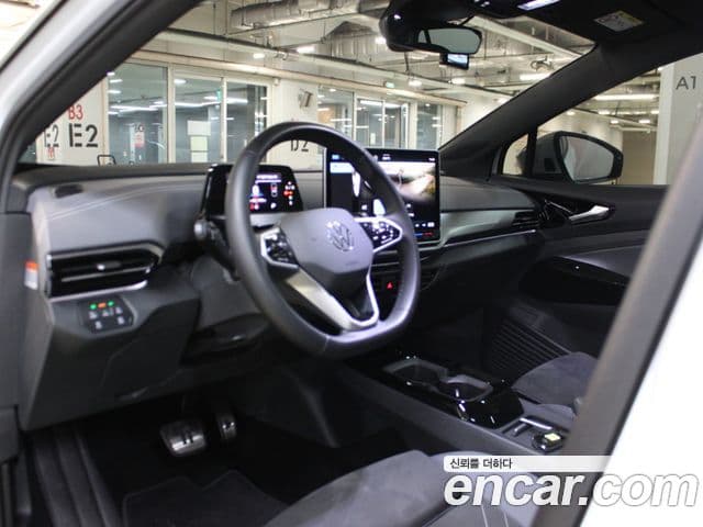 Volkswagen ID.4 Pro, 2025 12