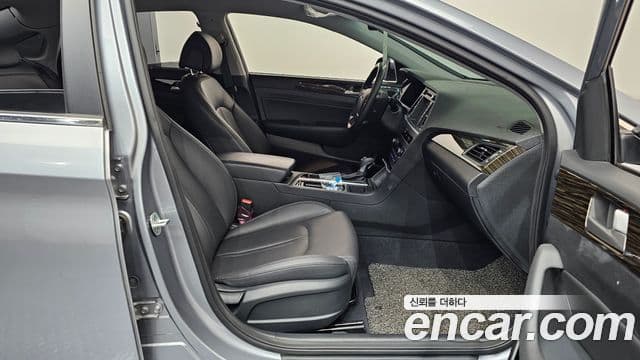 Hyundai LF Sonata 2.0 Smart, 2016 11