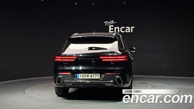 Genesis GV70, 2022 4