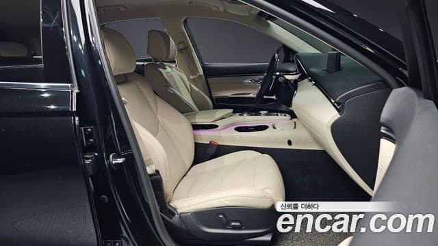 Genesis GV70, 2022 10