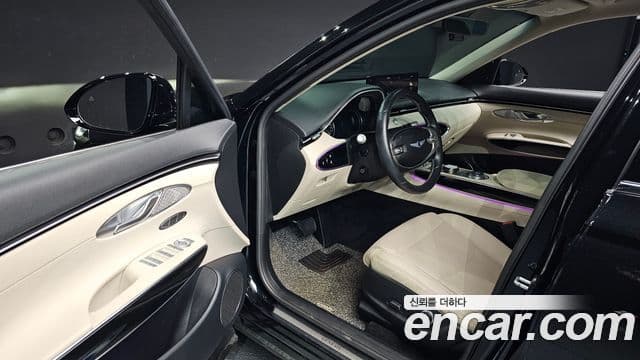 Genesis GV70, 2022 11