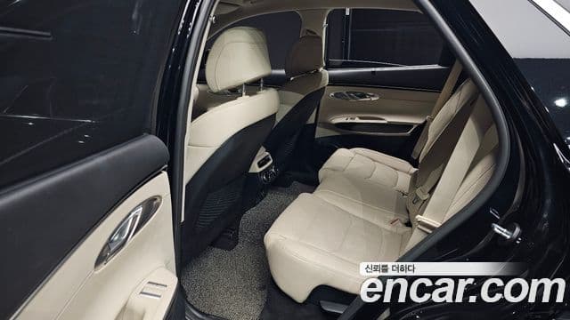 Genesis GV70, 2022 12