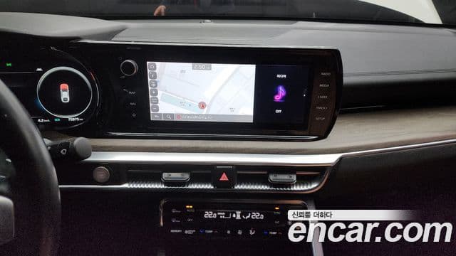 Kia K5 гибрид 3세대 Noblesse, 2022 14