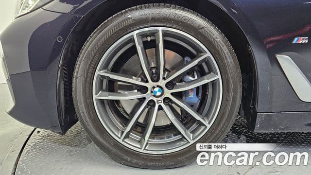 BMW 5시리즈 (G30) 520i M Sport, 2021 все фото