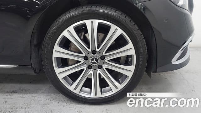 Mercedes-Benz E-класс W213 Exclusive, 2023 все фото