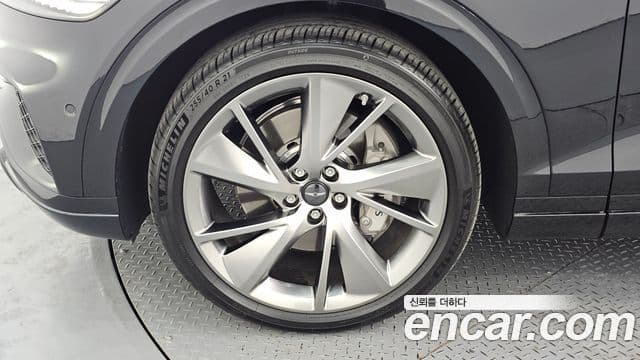 Genesis GV70, 2025 все фото