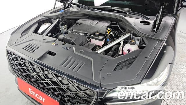 Genesis GV70, 2025 6