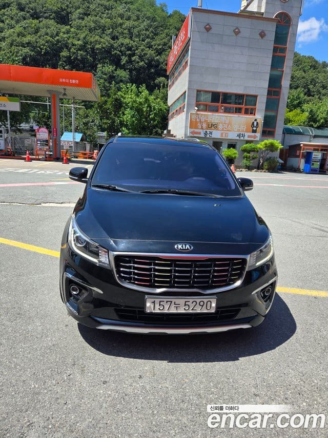 Kia The / новый New Carnival Luxury, 2019 1