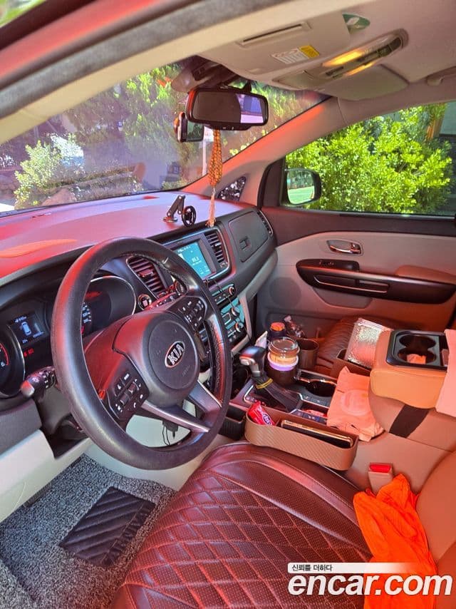 Kia The / новый New Carnival Luxury, 2019 8