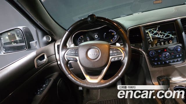 Jeep Grand Cherokee WK2, 2017 13