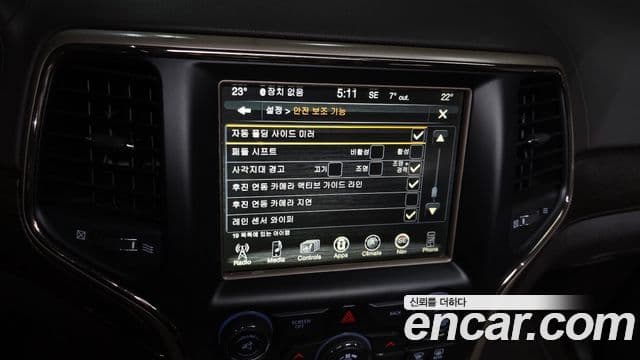 Jeep Grand Cherokee WK2, 2017 16