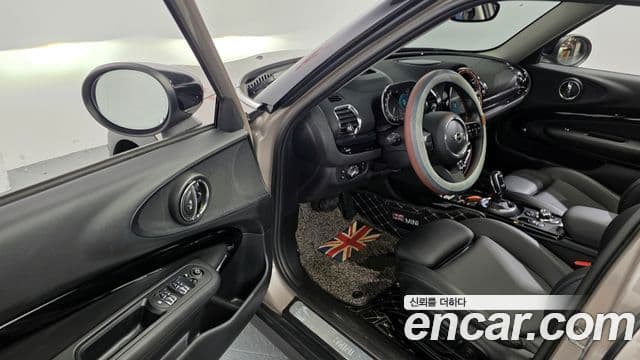 Mini Cooper 클럽맨 2세대, 2022 10