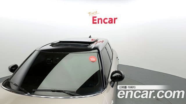 Mini Cooper 클럽맨 2세대, 2022 20