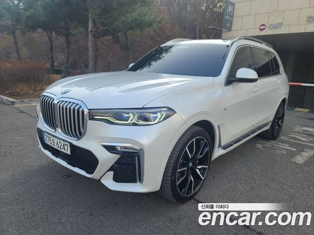 BMW X7 (G07) xDrive 40i M Sport 6인승, 2022 2