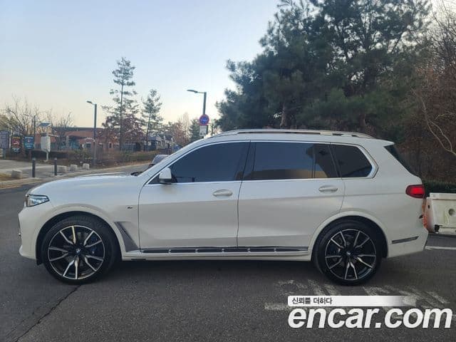BMW X7 (G07) xDrive 40i M Sport 6인승, 2022 3