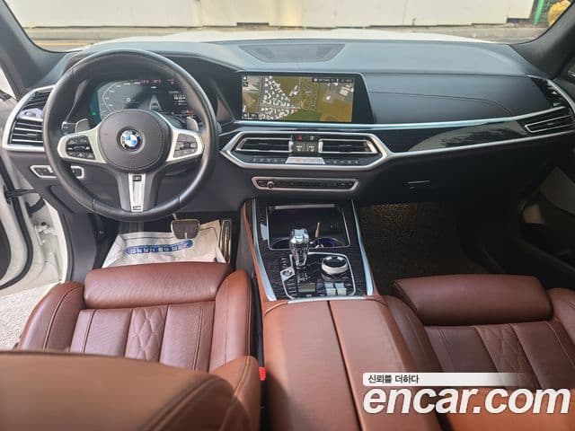 BMW X7 (G07) xDrive 40i M Sport 6인승, 2022 11