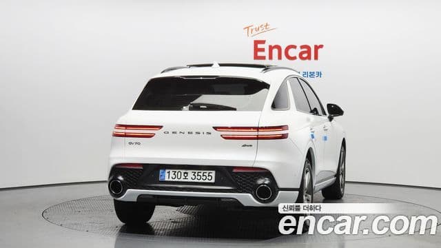 Genesis GV70, 2023 4
