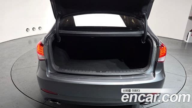 Hyundai i40 살룬 Premium, 2012 13