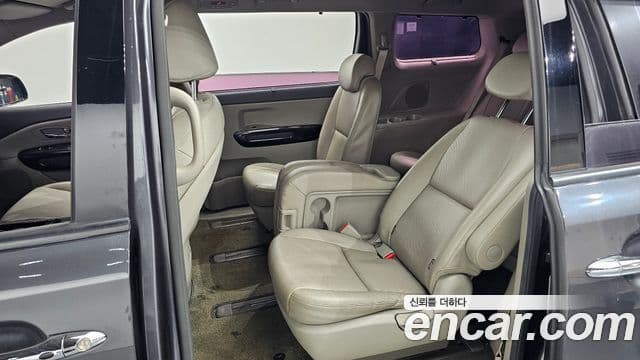 Kia All New Carnival Prestige, 2017 12