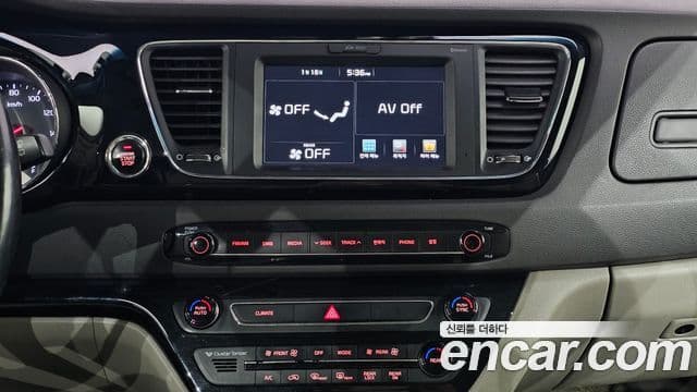 Kia All New Carnival Prestige, 2017 14
