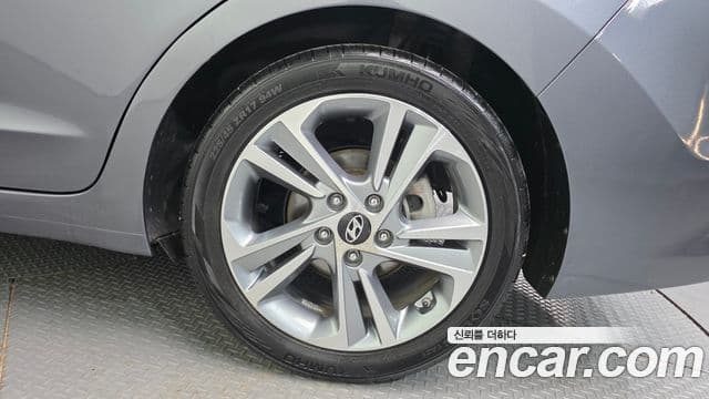 Hyundai Avante AD 1.6 GDI Value Plus, 2018 все фото