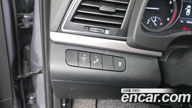 Hyundai Avante AD 1.6 GDI Value Plus, 2018 13