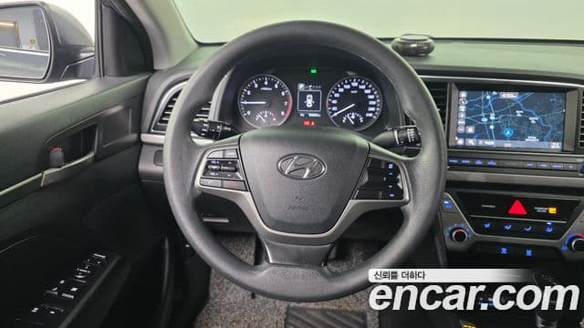 Hyundai Avante AD 1.6 GDI Value Plus, 2018 14