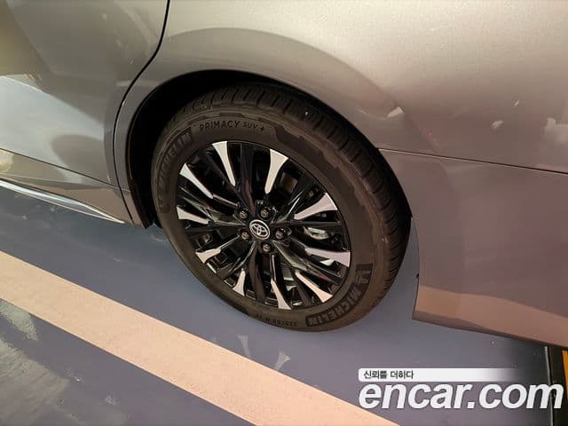 Toyota Alphard 4세대 2.5 HEV Executive AWD, 2024 15