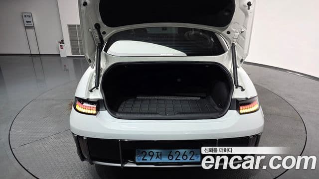 Hyundai Ioniq 6 Prestige, 2023 20