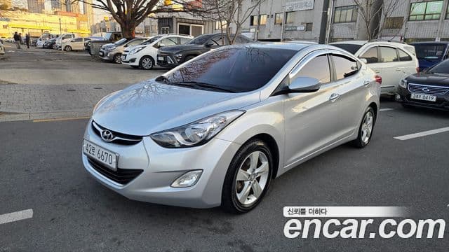 Hyundai Avante MD M16 GDI Avenue, 2013 1